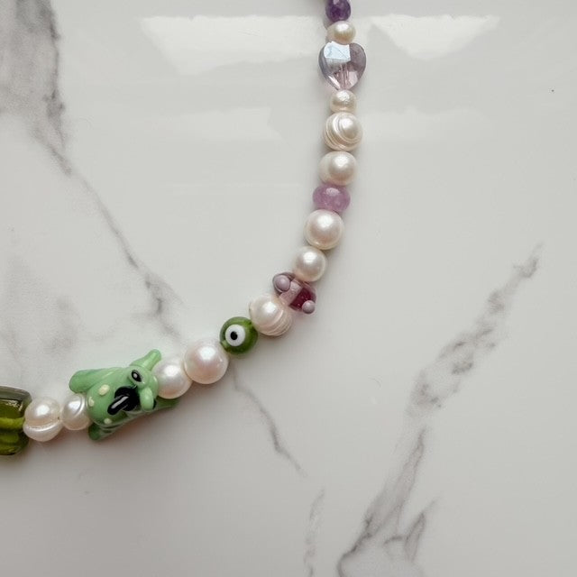 frog be brewing • half beaded half pearl necklace