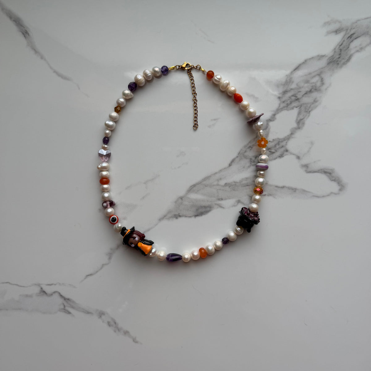 a little witchy • half beaded half pearl necklace
