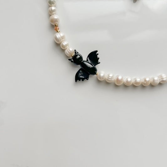batty boop • half beaded half pearl necklace
