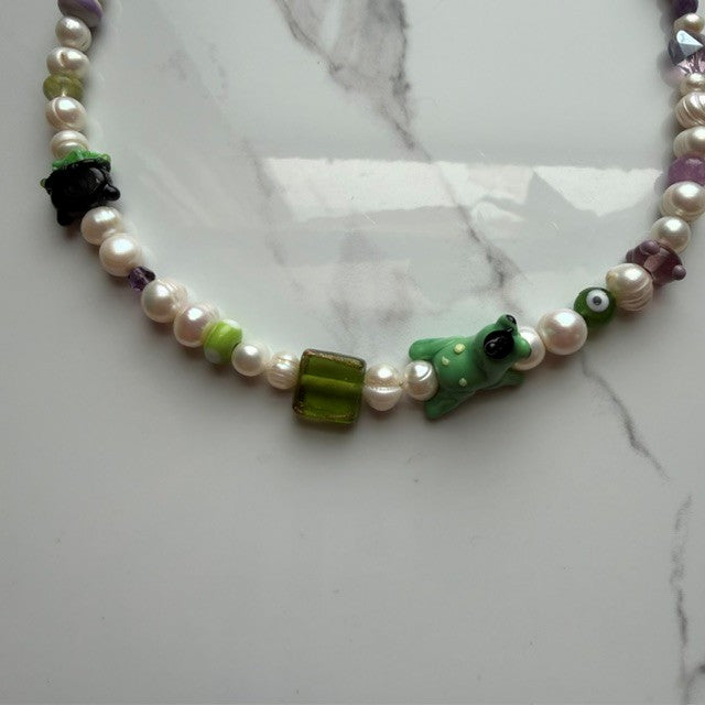 frog be brewing • half beaded half pearl necklace