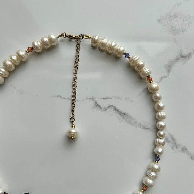 batty boop • half beaded half pearl necklace