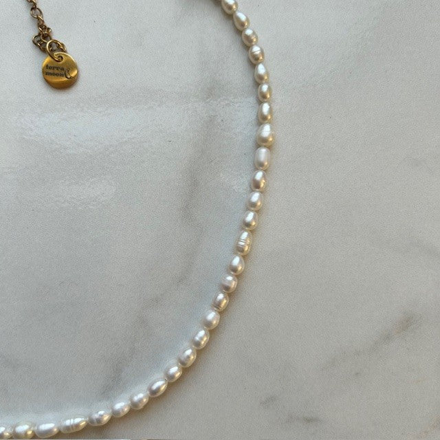 summer • half pearl half beaded necklace