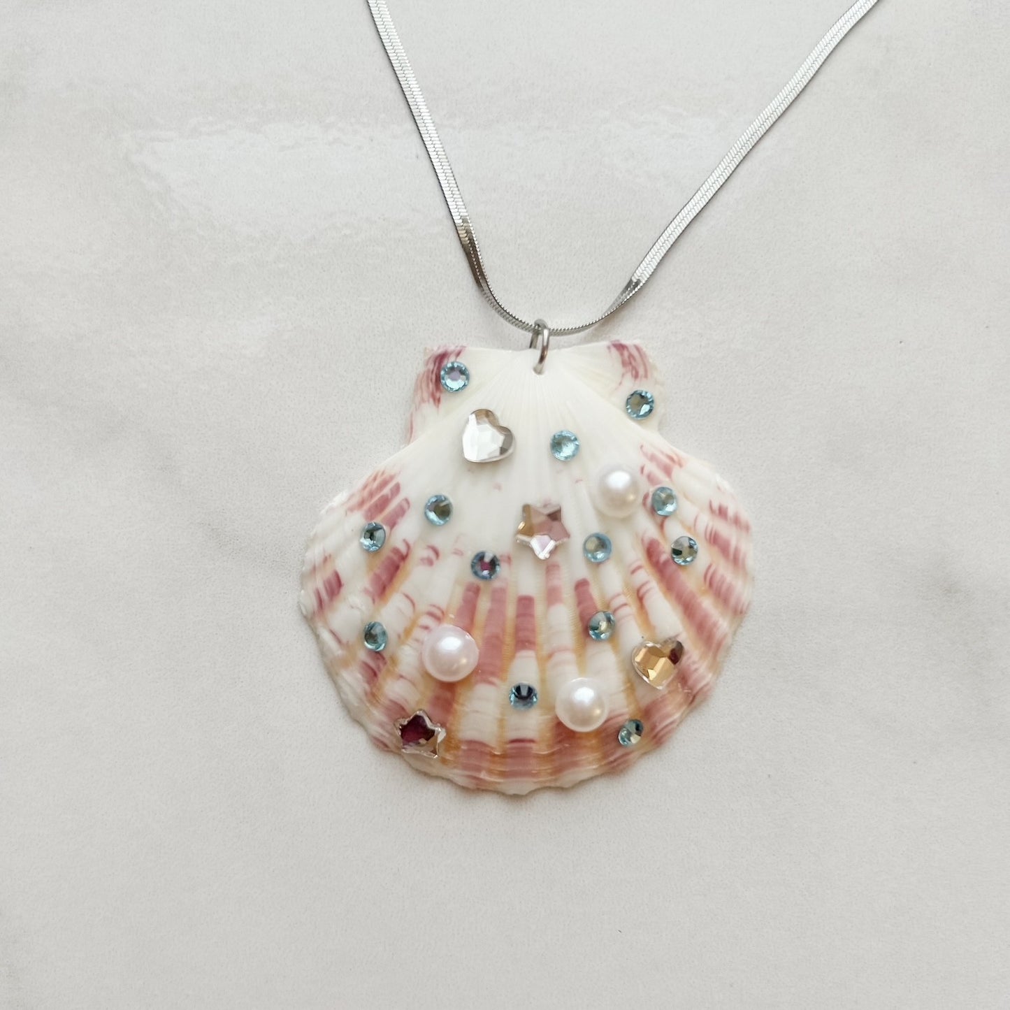 shelly baby ii • 18" stainless steel necklace