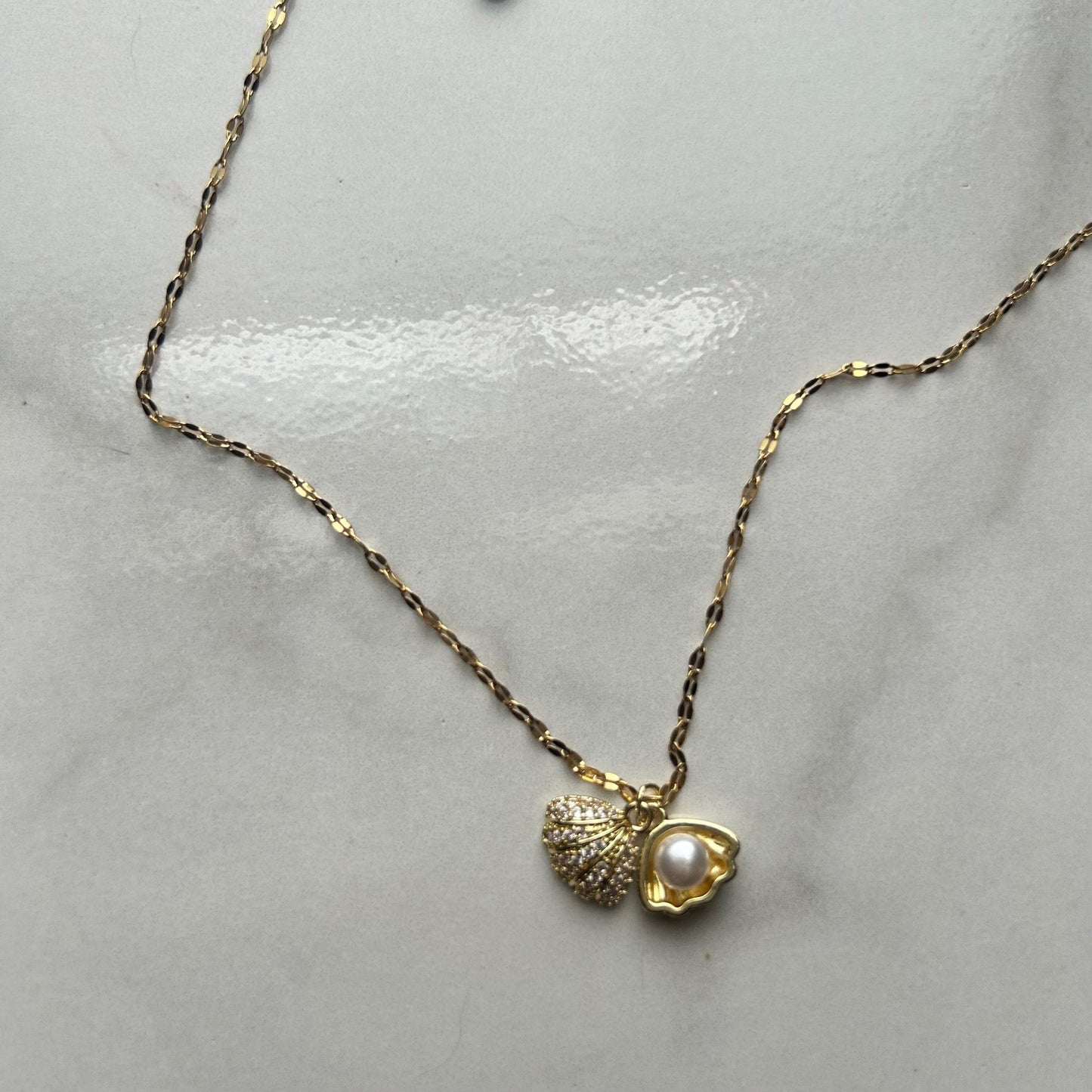 shell yeah • 18" stainless steel necklace