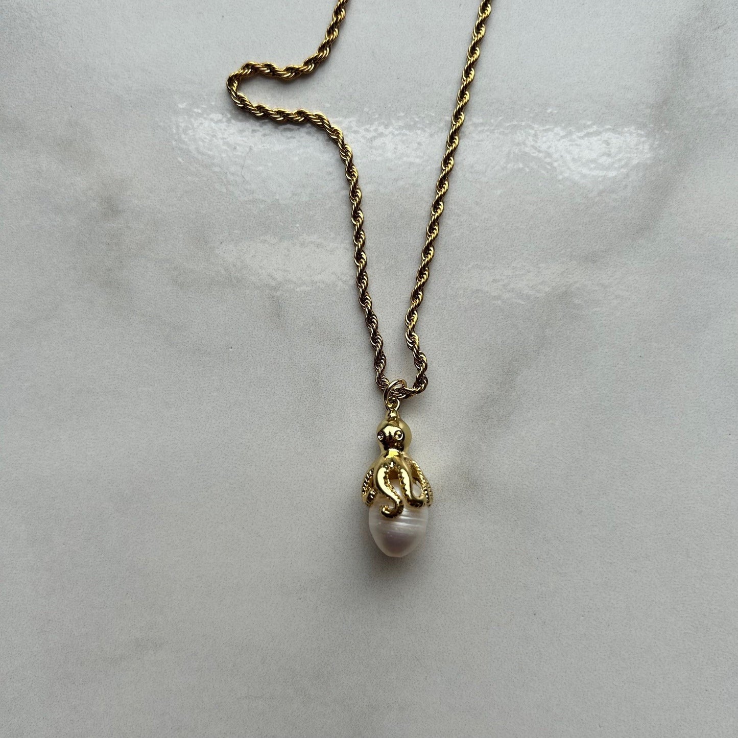 eights • octopus rope stainless necklace