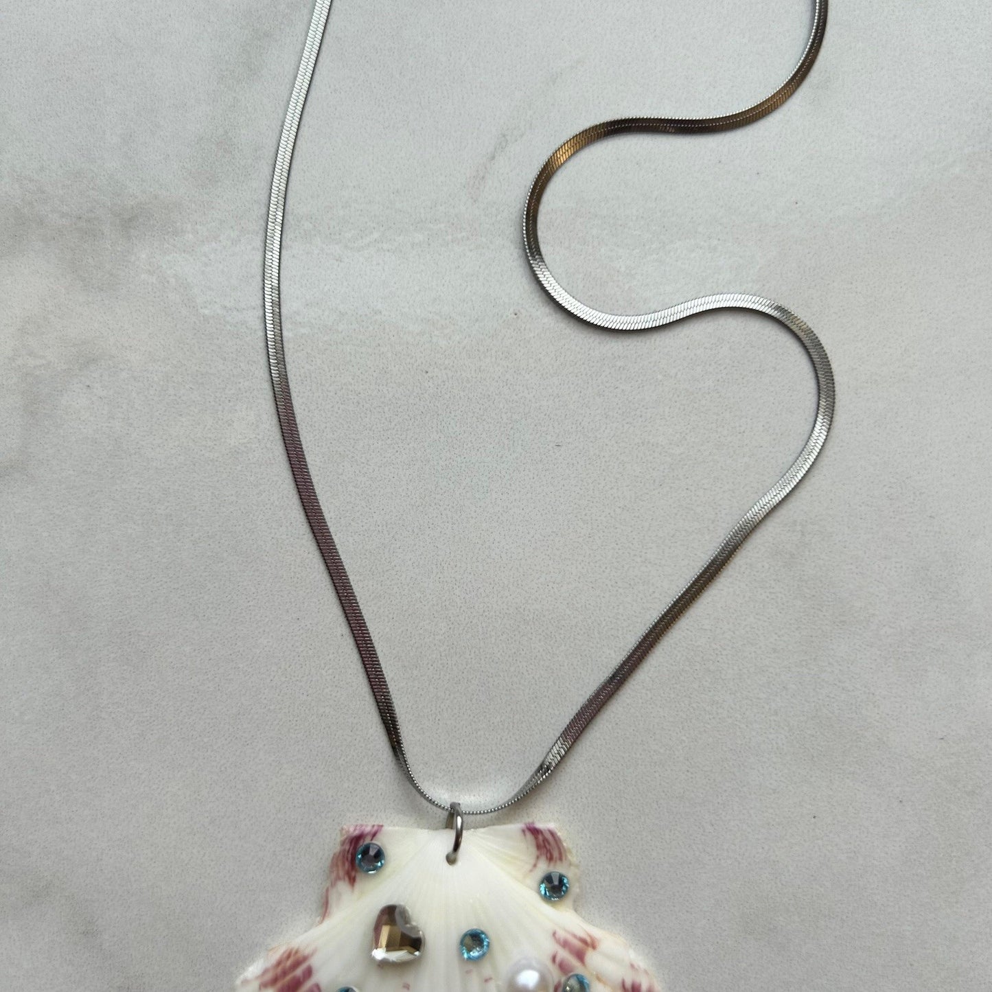 shelly baby ii • 18" stainless steel necklace