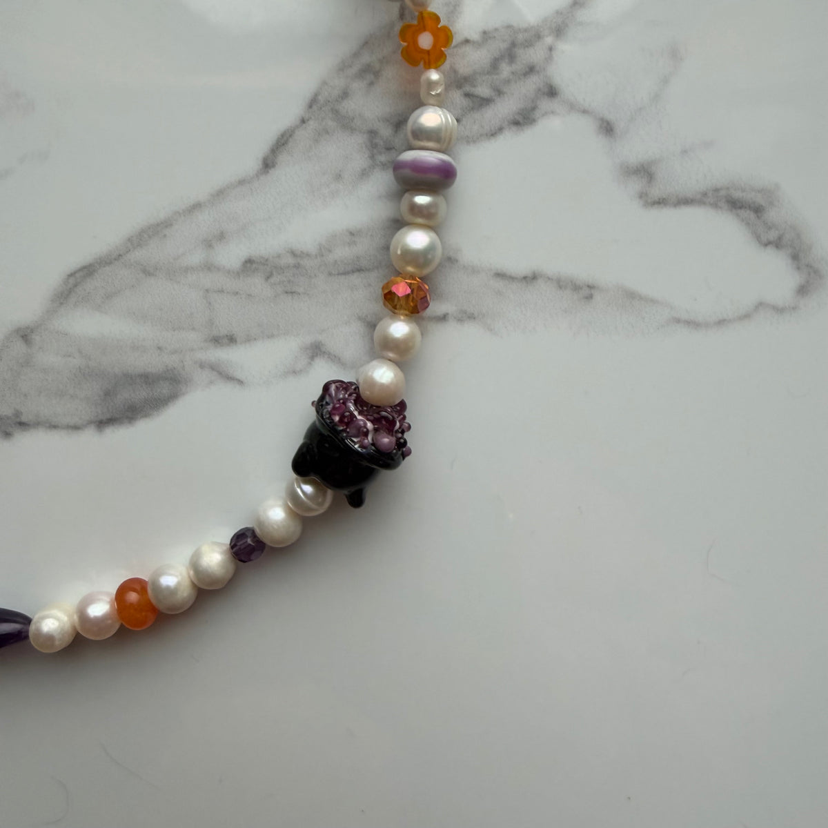 a little witchy • half beaded half pearl necklace